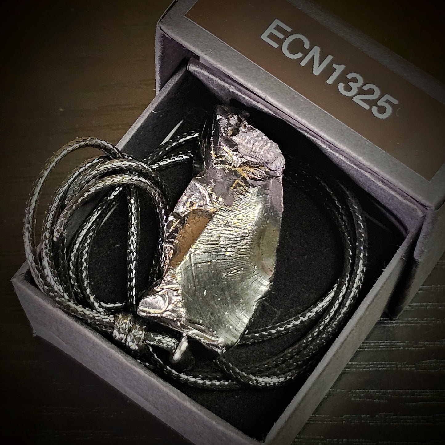ECN1325 - 13.25g ELITE RAW TYPE 1 SHUNGITE PENDANT NECKLACE