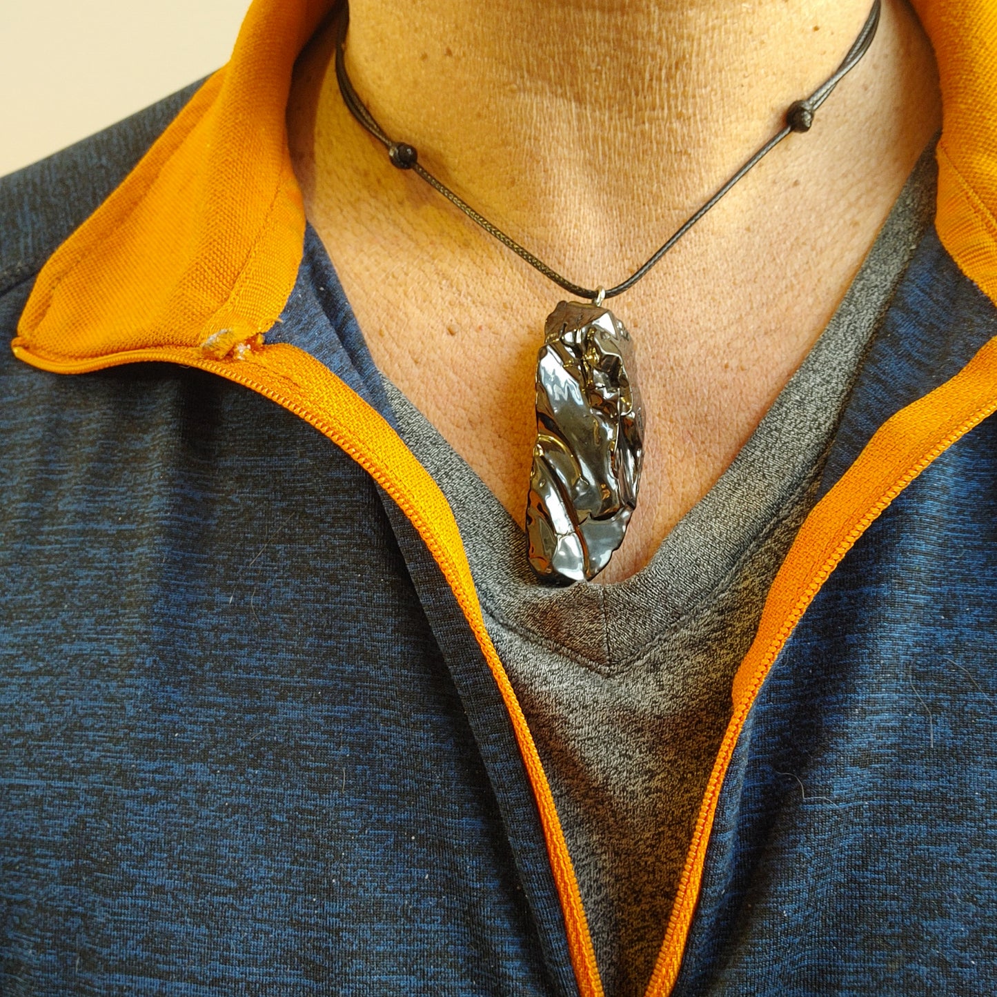 ECN0931 - 9.31g ELITE RAW TYPE 1 SHUNGITE PENDANT NECKLACE