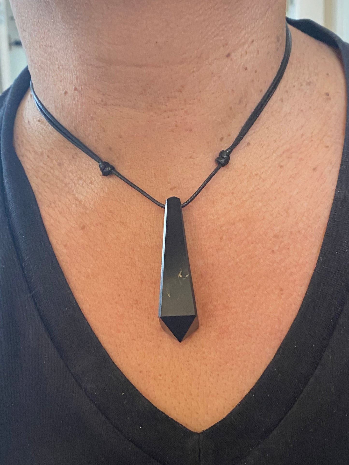 O1049 10.49 GRAM UNISEX OBELISK TYPE 2 SHUNGITE PENDANT NECKLACE