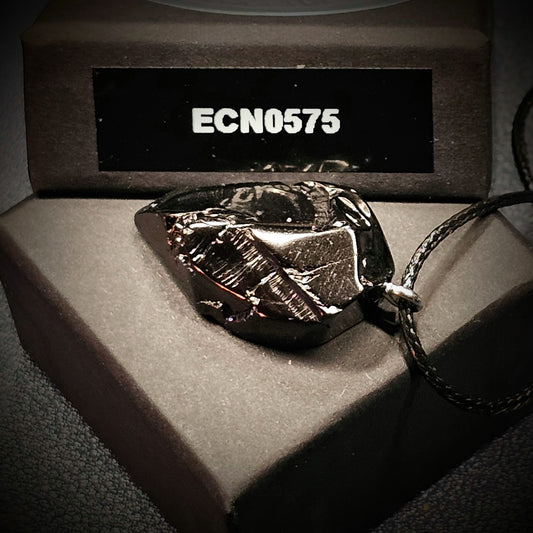 ECN 0575-5.75g ELITE RAW TYPE 1 SHUNGITE PENDANT NECKLACE