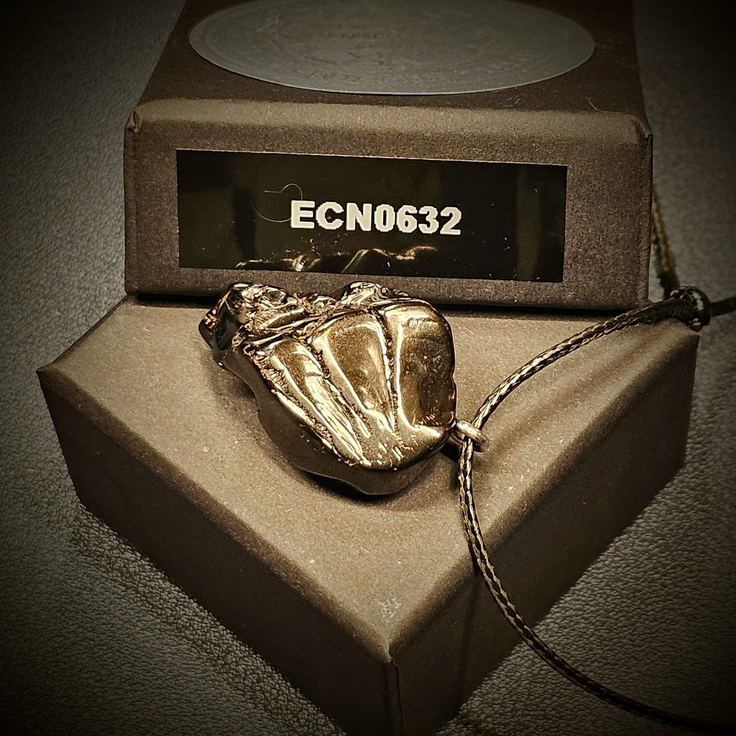 ECN 0632 - 6.32g ELITE RAW TYPE 1 SHUNGITE PENDANT NECKLACE