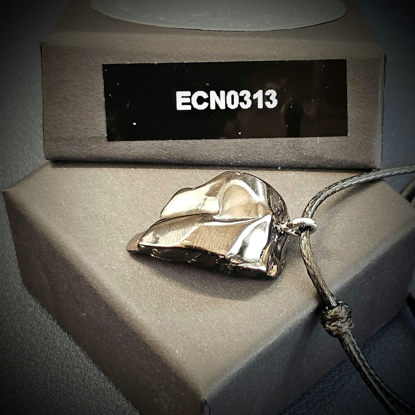 ECN 0313 - 3.13g ELITE TUMBLED TYPE 1 SHUNGITE PENDANT NECKLACE