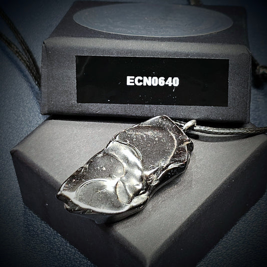 ECN0640-6.40g ELITE RAW TYPE 1 SHUNGITE PENDANT NECKLACE