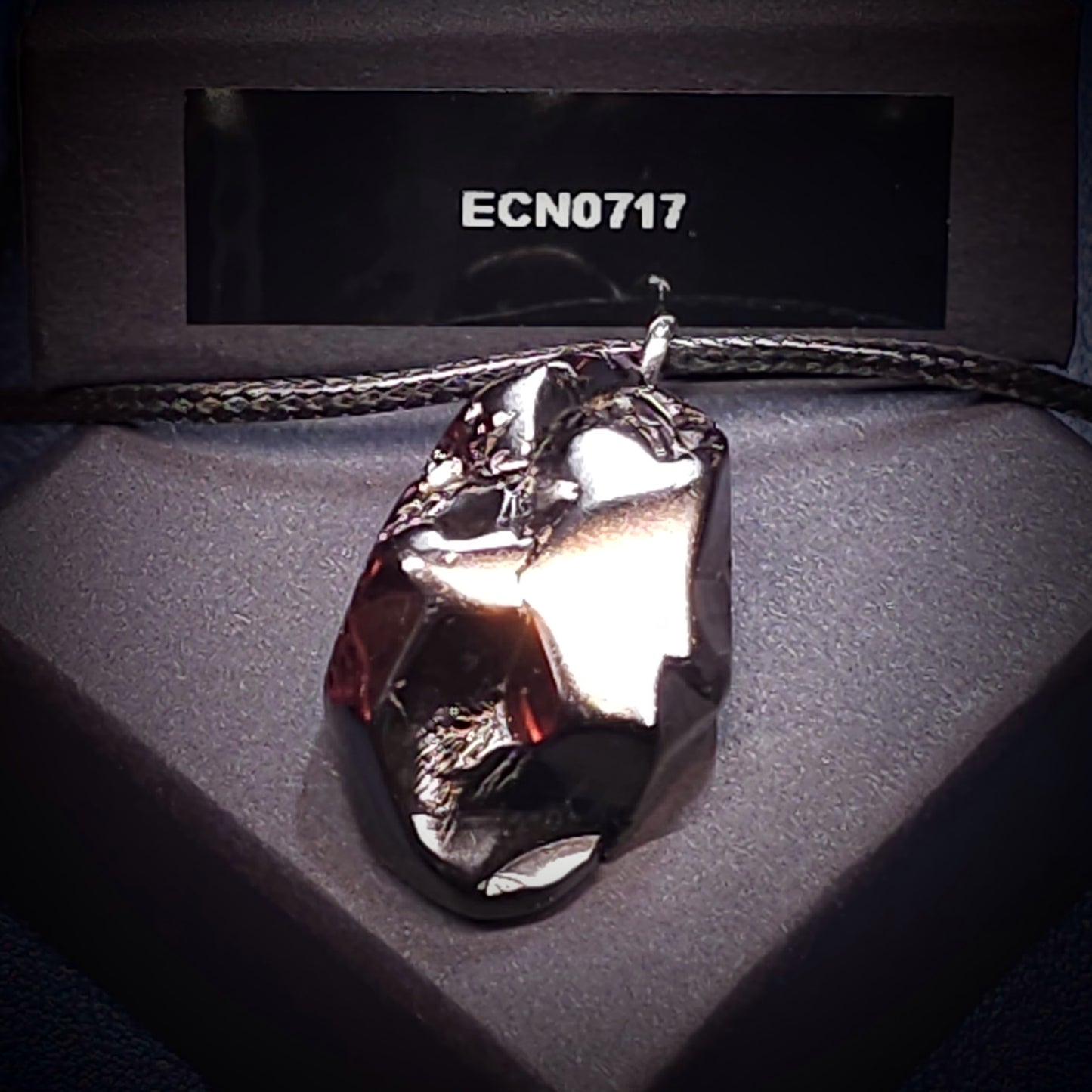 ECN0717-7.17g ELITE RAW TYPE 1 SHUNGITE PENDANT NECKLACE