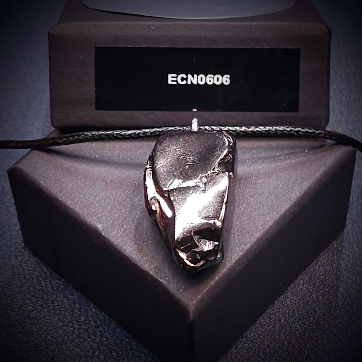 ECN0606-6.06g ELITE RAW TYPE 1 SHUNGITE PENDANT NECKLACE