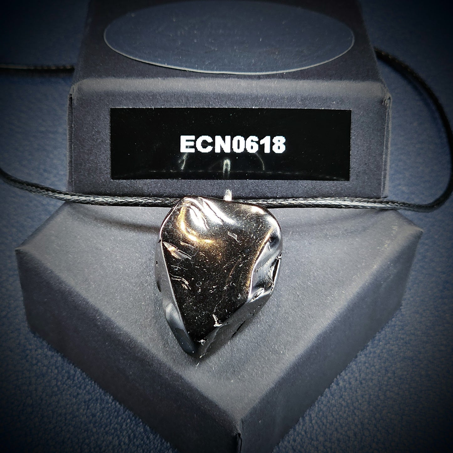 ECN0618-6.18g ELITE RAW TYPE 1 SHUNGITE PENDANT NECKLACE