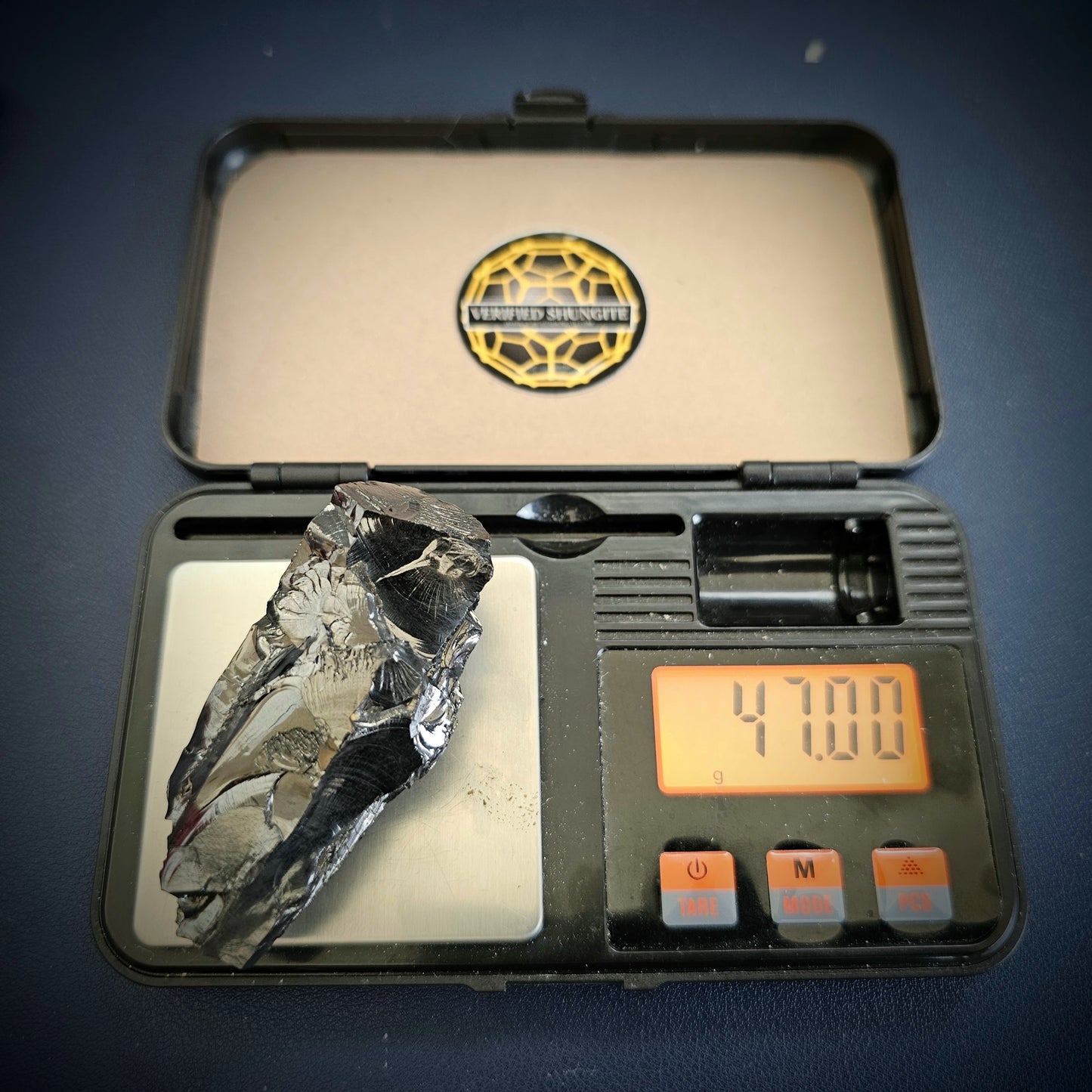 DMG4081-4.081g DEEP MINE ELITE TYPE 1 NOBLE SHUNGITE