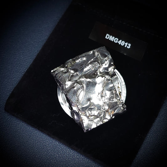 DMG4013-DEEP MINE ELITE TYPE 1 NOBLE SHUNGITE 40.13g