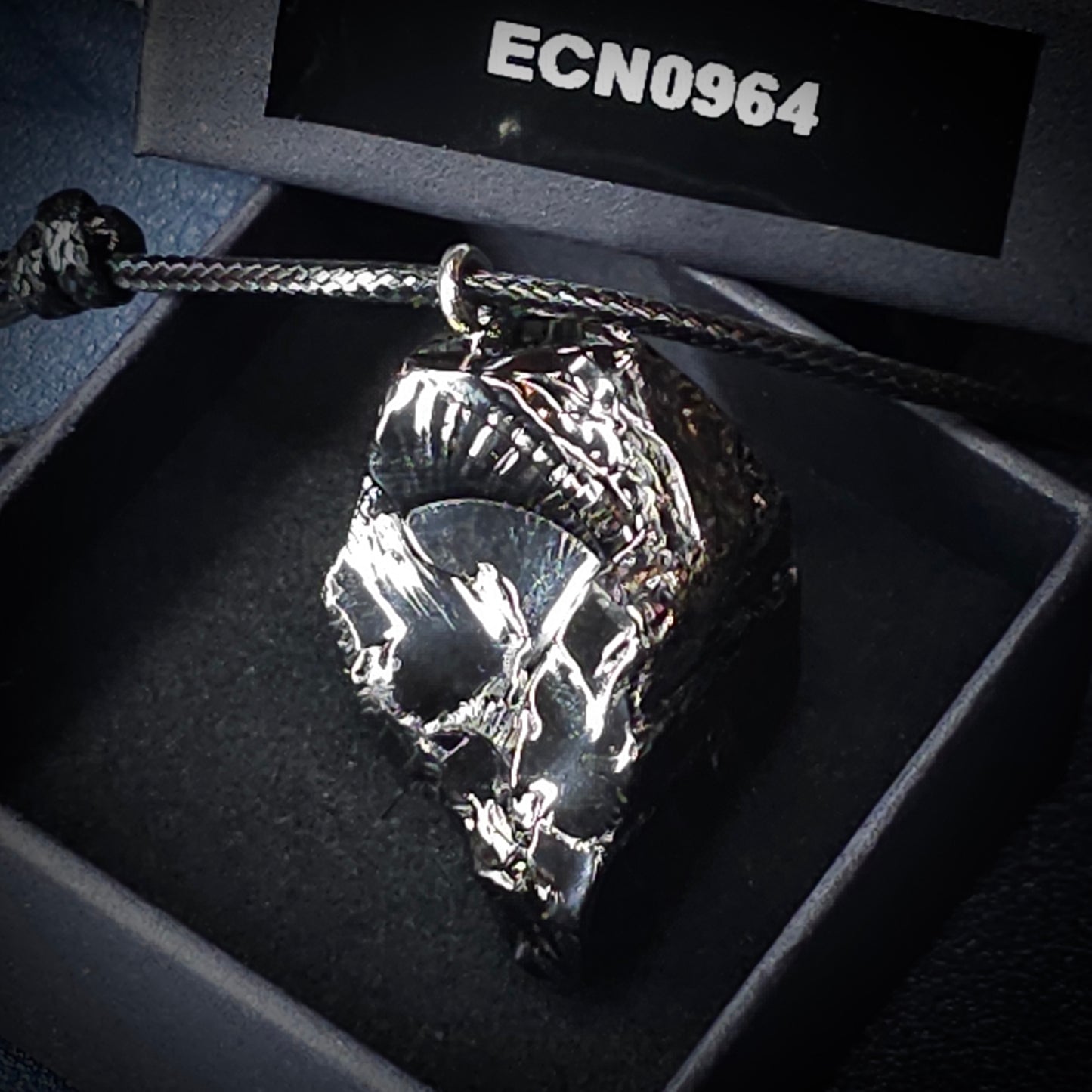 ECN0964-9.64g ELITE RAW TYPE 1 SHUNGITE PENDANT NECKLACE