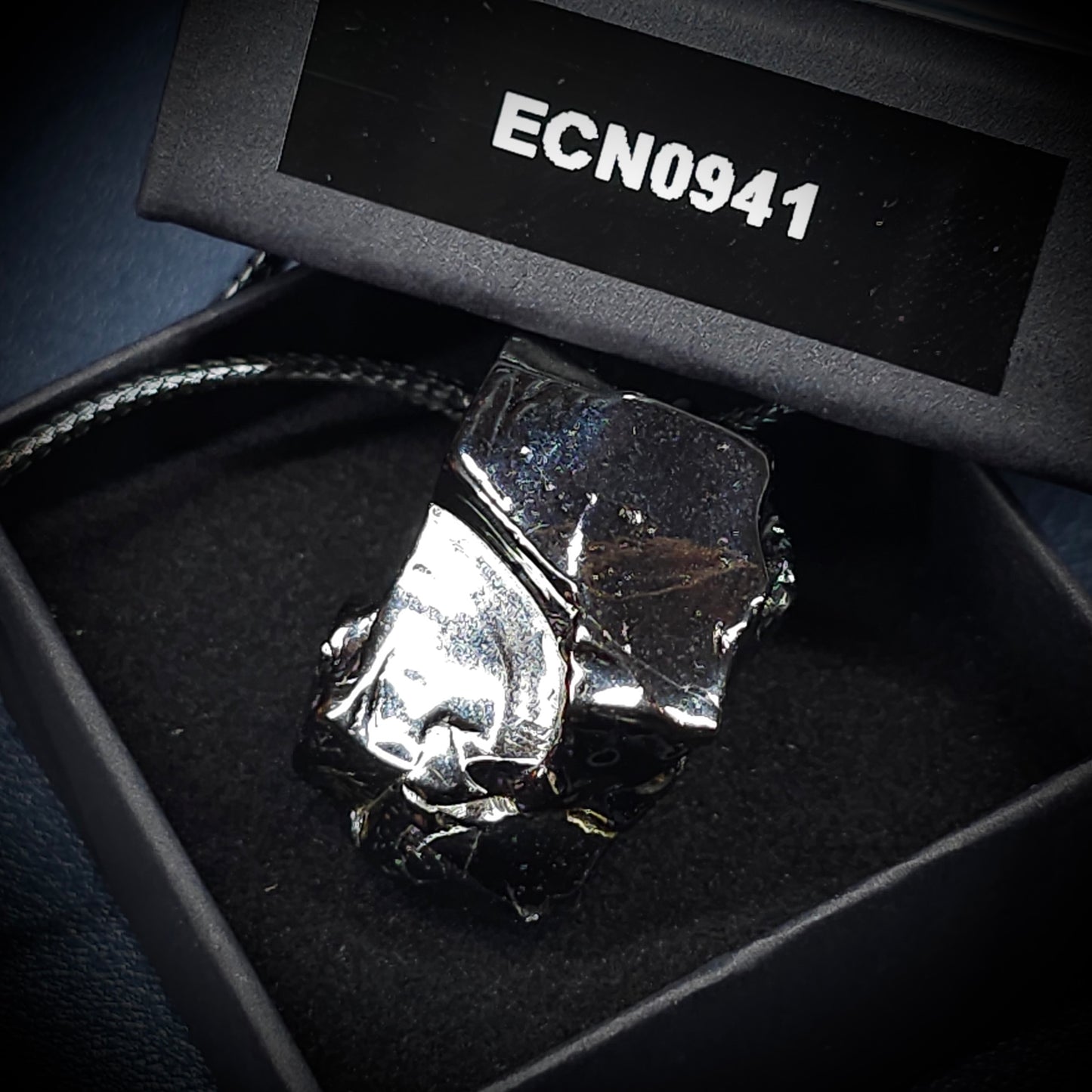 ECN0941 - 9.41g ELITE RAW TYPE 1 SHUNGITE PENDANT NECKLACE