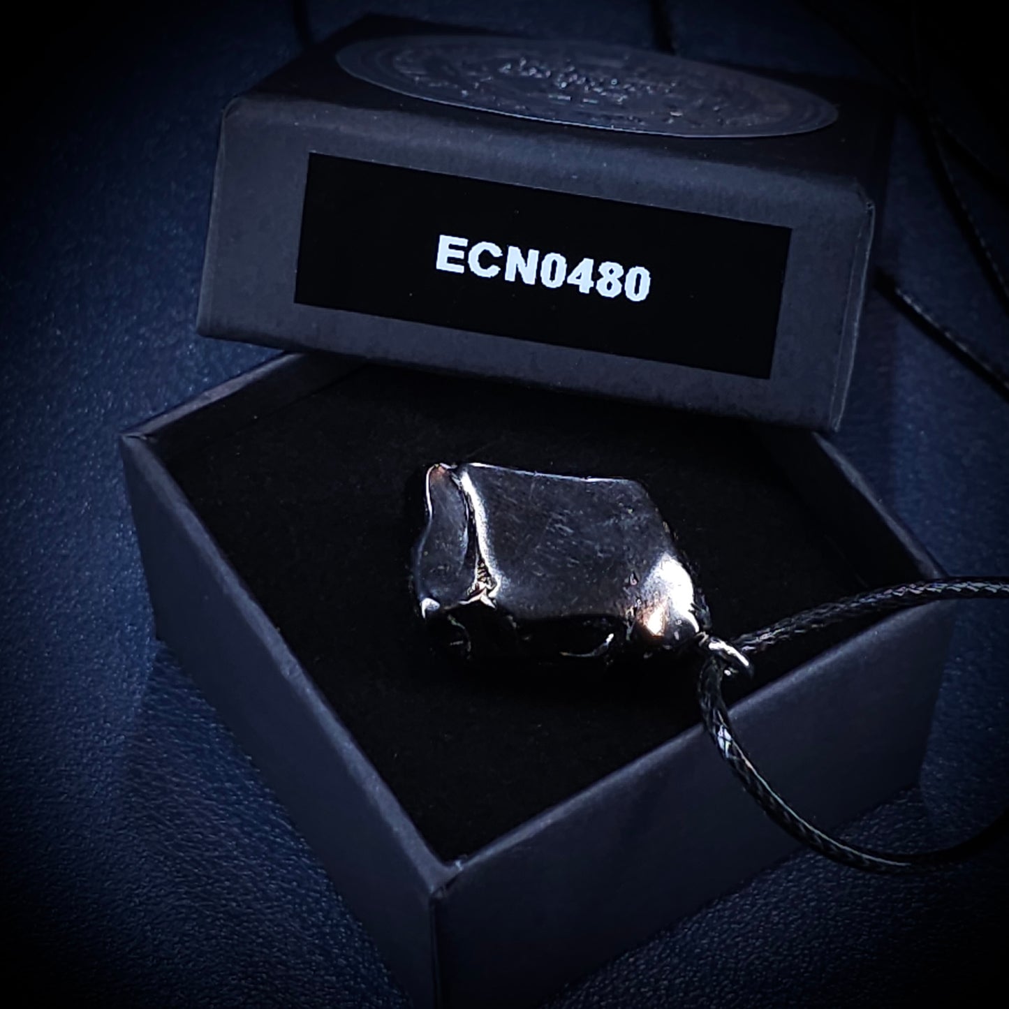 ECN 0480 - 4.8g ELITE RAW TYPE 1 SHUNGITE PENDANT NECKLACE