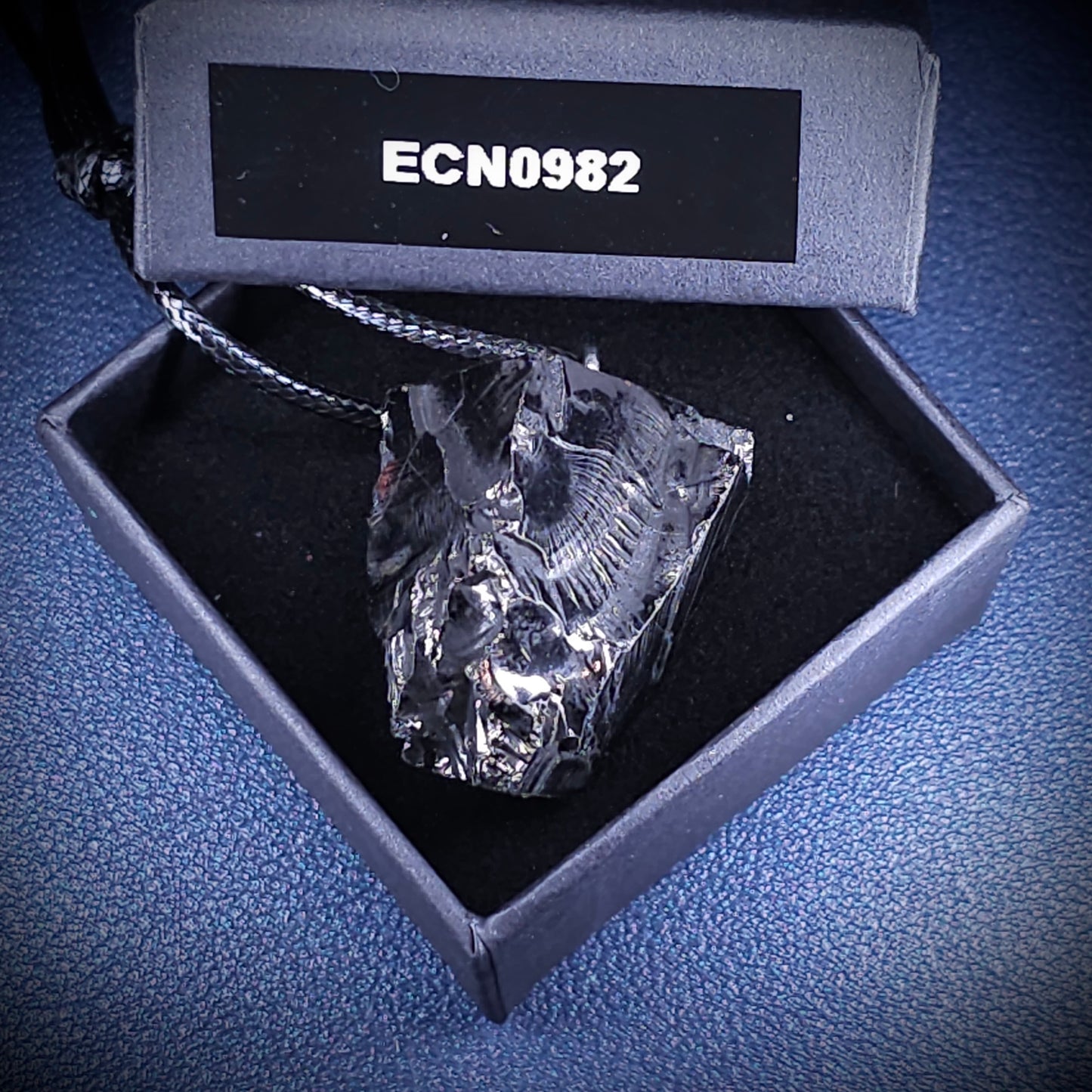 ECN0982 - 9.82g ELITE RAW TYPE 1 SHUNGITE PENDANT NECKLACE