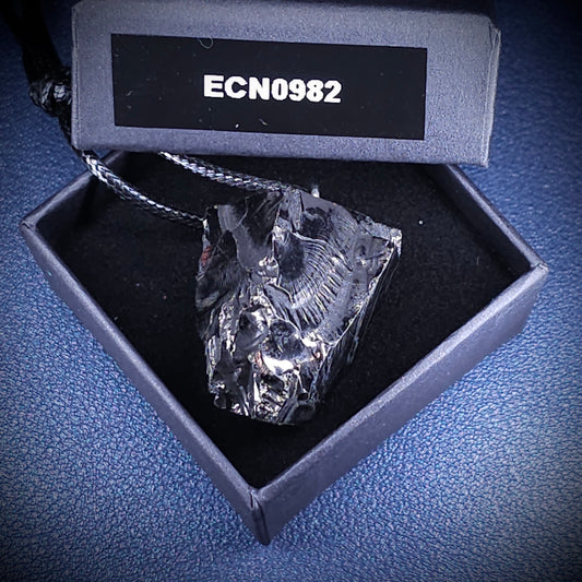 ECN0982 - 9.82g ELITE RAW TYPE 1 SHUNGITE PENDANT NECKLACE
